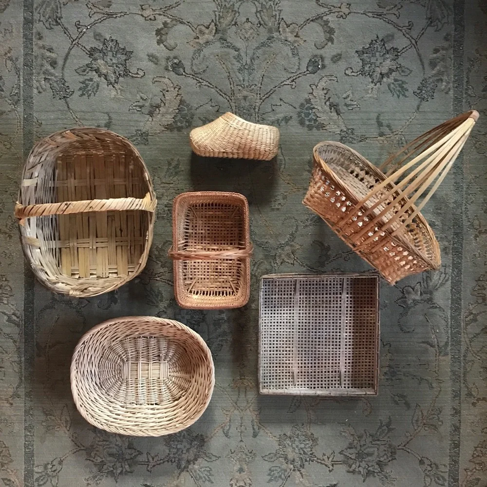 Woven Basket oval shallow ~13.5”x11.5”x2.5”